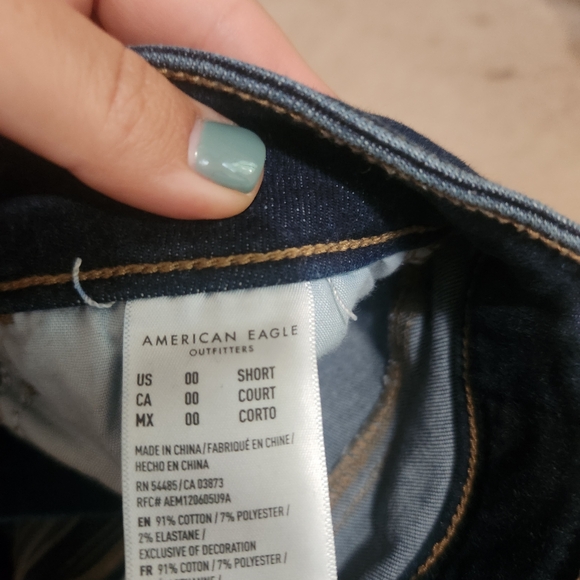 Distressed Blue Jeans - Picture 3 of 5